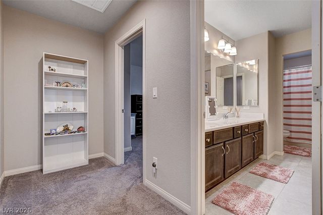 9656 Paraiso Springs Street, Las Vegas, NV 89139