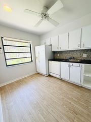 21411 Juego Circle 32b, Boca Raton, FL 33433