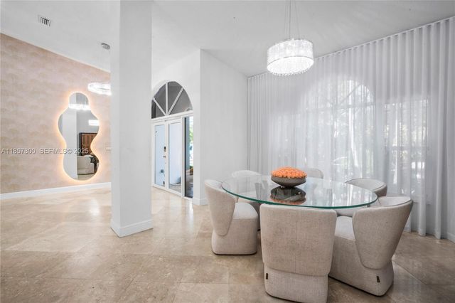 5750 SW 67th Avenue, Miami, FL 33143