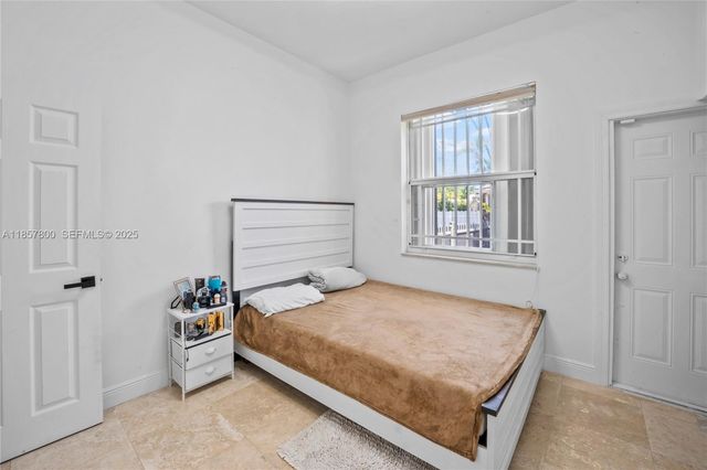 5750 SW 67th Avenue, Miami, FL 33143