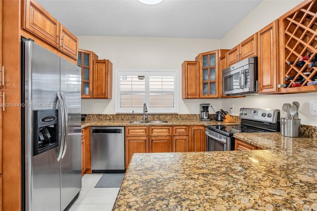 9904 SW 117th Pl, Miami, FL 33186