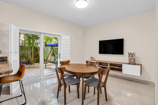 9904 SW 117th Pl, Miami, FL 33186