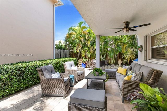 9904 SW 117th Pl, Miami, FL 33186
