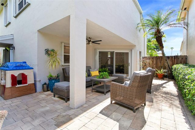 9904 SW 117th Pl, Miami, FL 33186