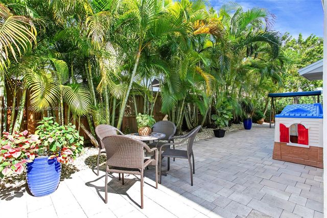 9904 SW 117th Pl, Miami, FL 33186