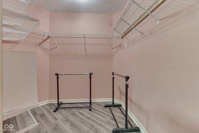 7621 Briarstone Lane, Indianapolis, IN 46227