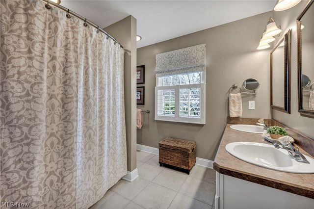 7360 Arbor Glen Place, Concord Twp, OH 44060