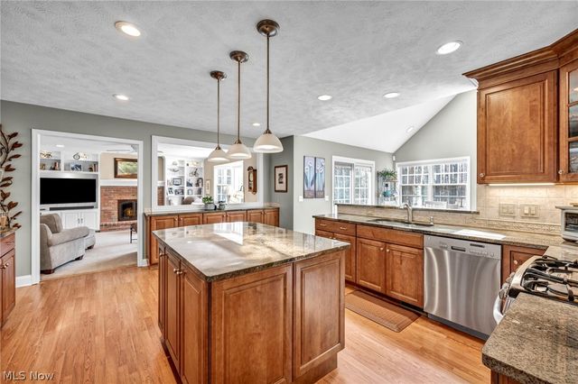 7360 Arbor Glen Place, Concord Twp, OH 44060