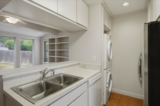 3101 Westcliff Road W, Fort Worth, TX 76109