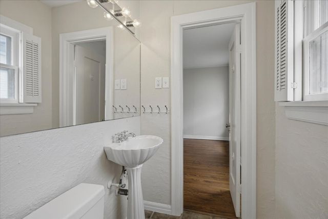 3101 Westcliff Road W, Fort Worth, TX 76109