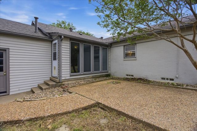 3101 Westcliff Road W, Fort Worth, TX 76109