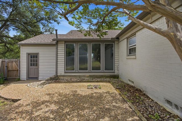 3101 Westcliff Road W, Fort Worth, TX 76109