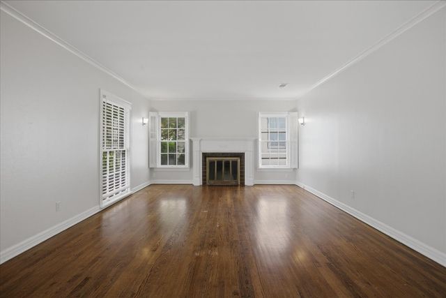 3101 Westcliff Road W, Fort Worth, TX 76109