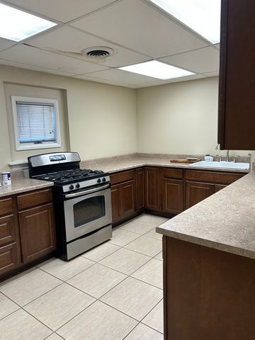 4503 W Lake Street, Melrose Park, IL 60160