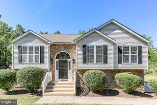 424 LAUREL AVE, Fredericksburg, VA 22408