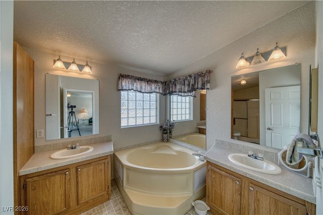 2790 Hacienda Street, Pahrump, NV 89048