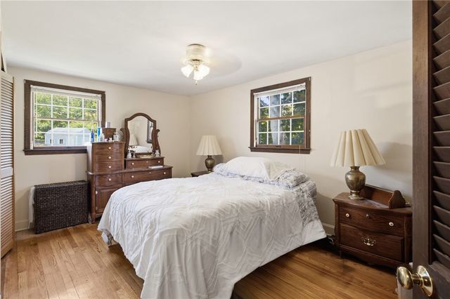 201 Randolph Avenue, Tiverton, RI 02878