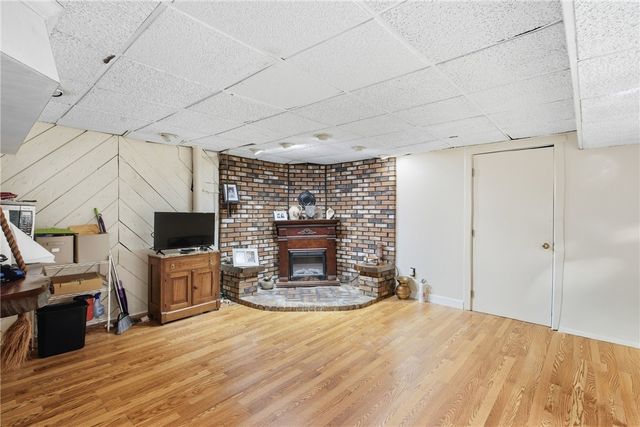 201 Randolph Avenue, Tiverton, RI 02878