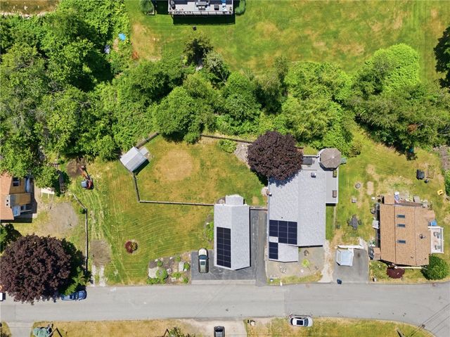 201 Randolph Avenue, Tiverton, RI 02878
