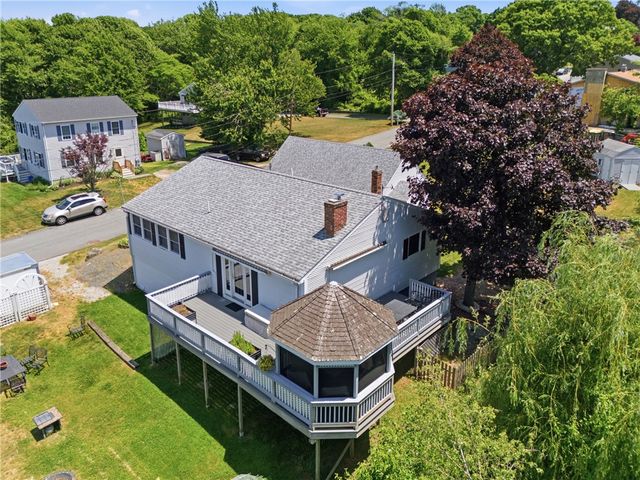 201 Randolph Avenue, Tiverton, RI 02878