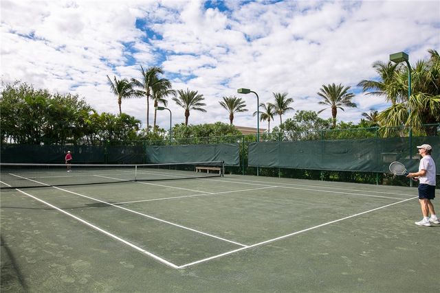 9485 E Maiden Court, Vero Beach, FL 32963