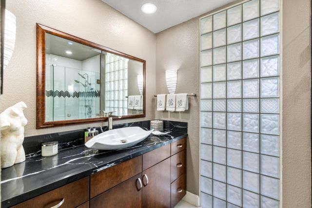 10 Lafayette Drive, Rancho Mirage, CA 92270