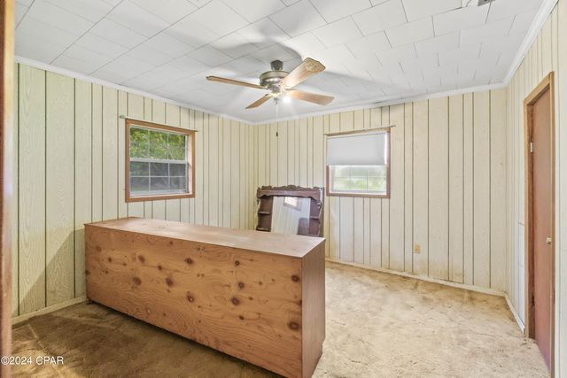 893 8th Street, Chipley, FL 32428