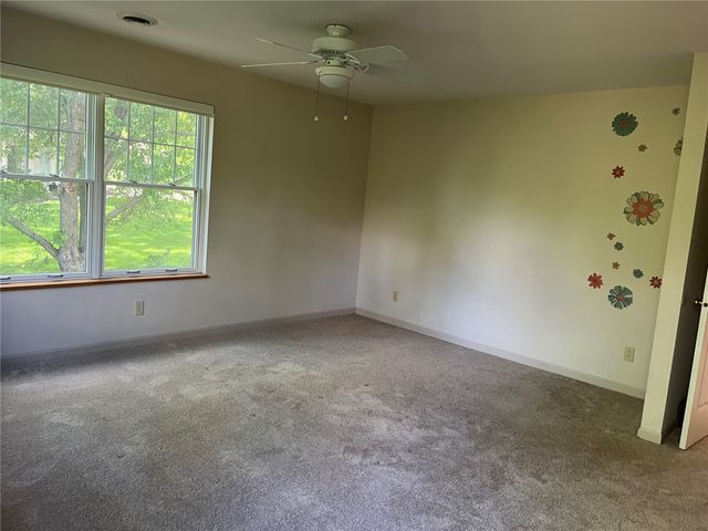 2624 Bluffwood Circle, Iowa City, IA 52245