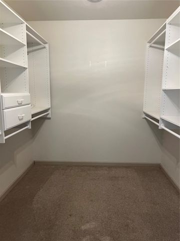 2624 Bluffwood Circle, Iowa City, IA 52245