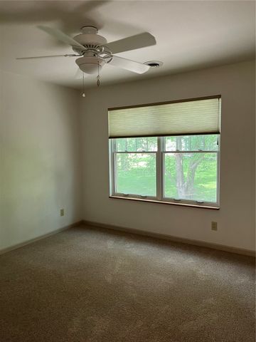 2624 Bluffwood Circle, Iowa City, IA 52245