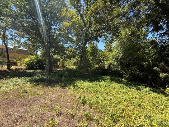 333 Bonnie View Road, Dallas, TX 75203