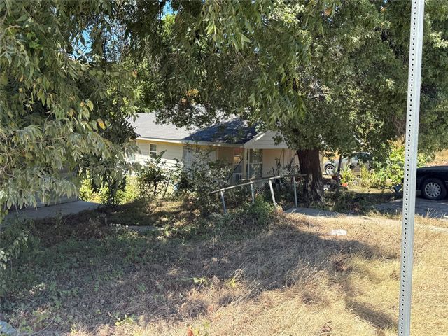 333 Bonnie View Road, Dallas, TX 75203