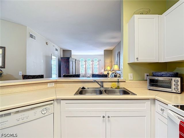 15625 Ocean Walk CIR S 208, Fort Myers, FL 33908
