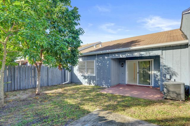 4736 NW 5th Avenue, Deerfield Beach, FL 33064