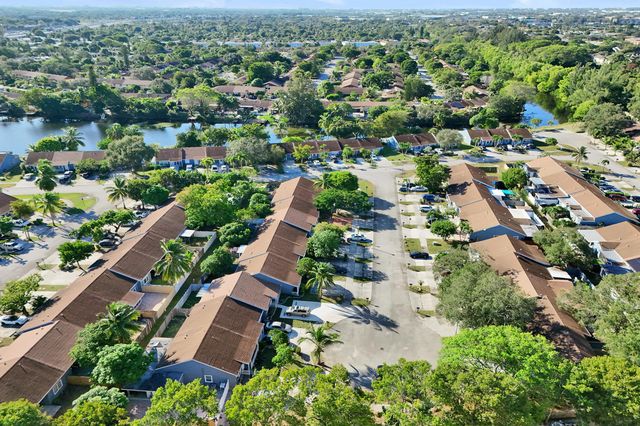 4736 NW 5th Avenue, Deerfield Beach, FL 33064