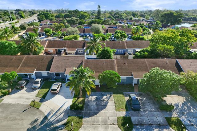 4736 NW 5th Avenue, Deerfield Beach, FL 33064