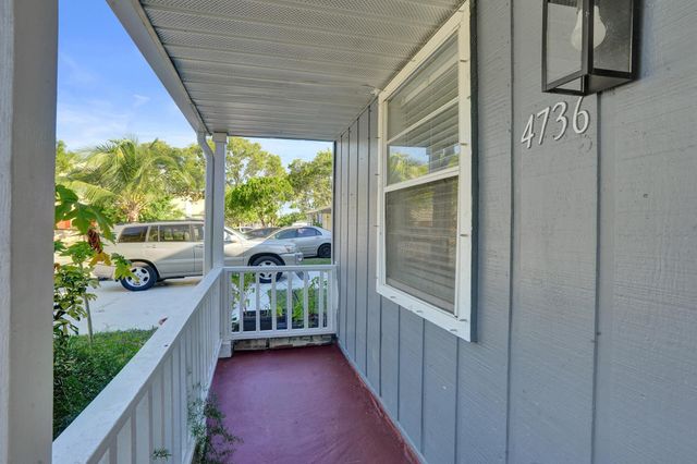 4736 NW 5th Avenue, Deerfield Beach, FL 33064