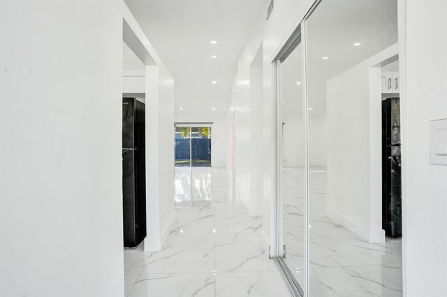 4736 NW 5th Avenue, Deerfield Beach, FL 33064