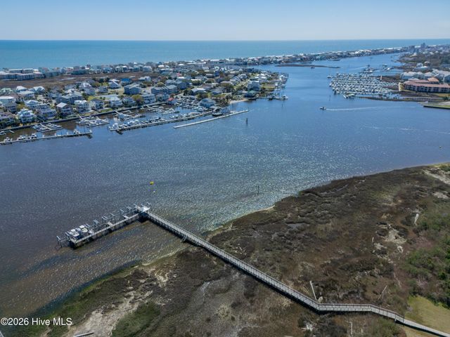 913 Salt Spray Lane, Wilmington, NC 28409