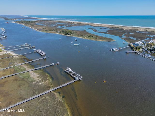 913 Salt Spray Lane, Wilmington, NC 28409