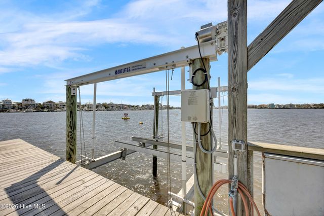 913 Salt Spray Lane, Wilmington, NC 28409