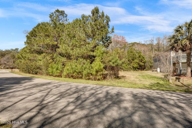 913 Salt Spray Lane, Wilmington, NC 28409