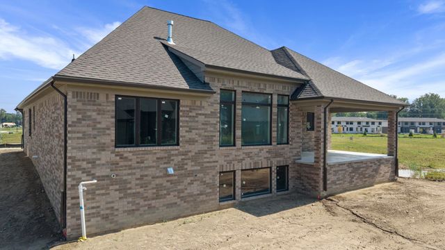 54413 Palomino Drive, Shelby Twp, MI 48316