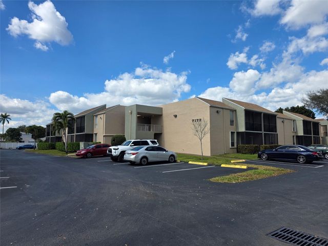 7173 Orange Drive 120, Davie, FL 33314