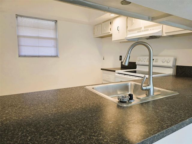 7173 Orange Drive 120, Davie, FL 33314