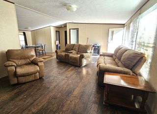 106 W Union Street, Eagle Lake, TX 77434