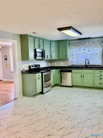 232 Main Street, Moulton, AL 35650