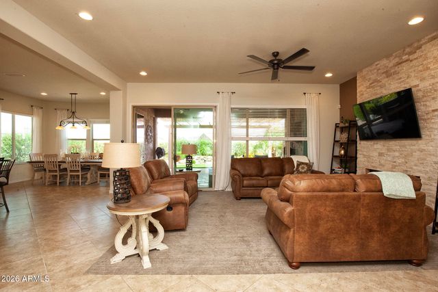 26964 W ORAIBI Drive, Buckeye, AZ 85396