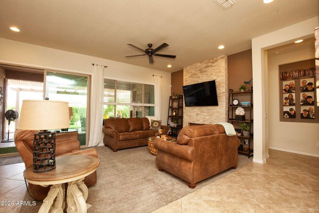 26964 W ORAIBI Drive, Buckeye, AZ 85396
