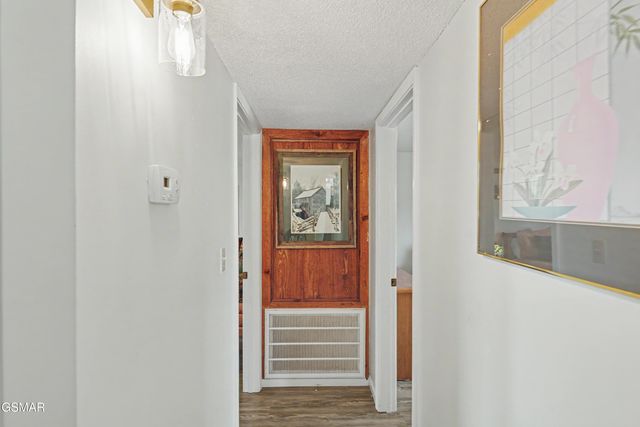 1030 Fox Tail Trail, Gatlinburg, TN 37738